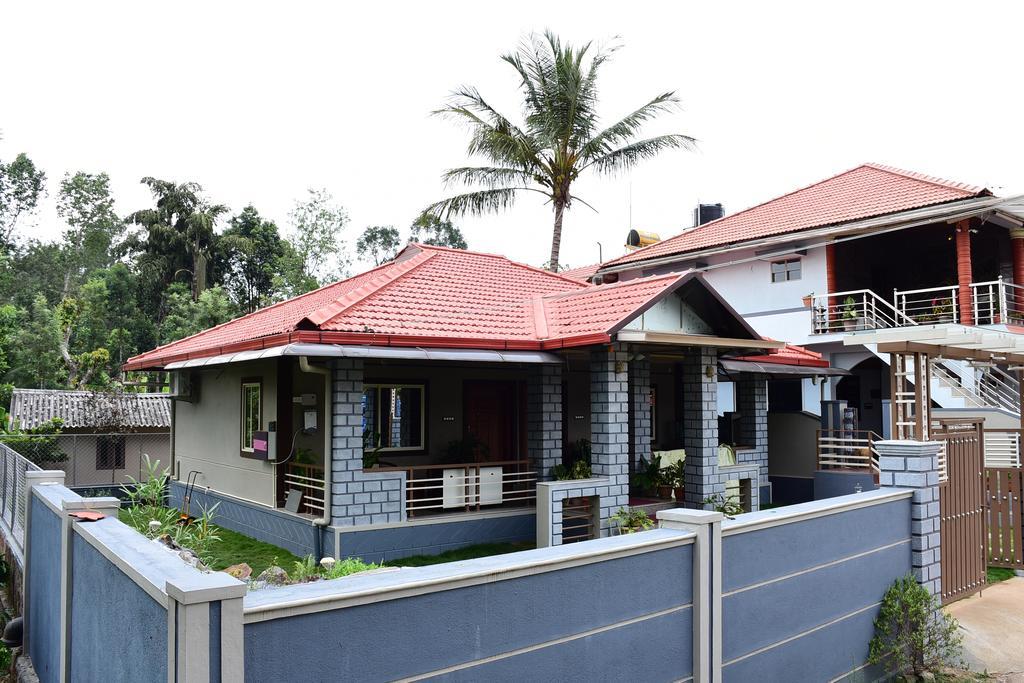 Srinikethana Home Stay With Swimming Pool Madikeri Exterior photo
